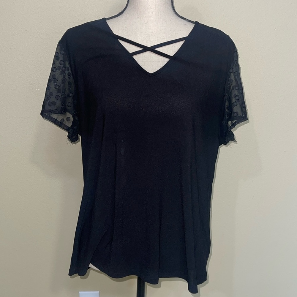 Black flowy short sleeve blouse